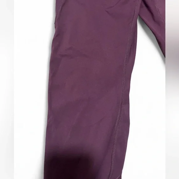 Halara UltraSculpt High Waisted Tummy Control Pocket Shaping Training Leggings - Picture 5 of 7